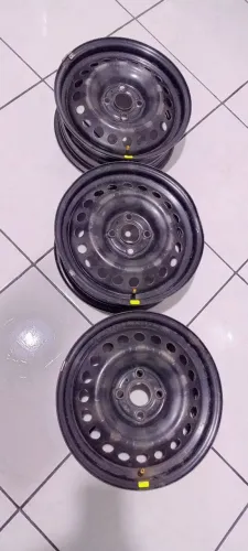 Rodas de ferro originais Hyundai (a15")