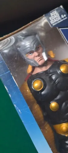 Boneco thor