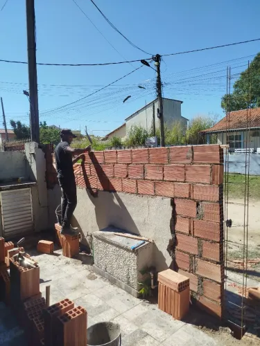 pedreiro empreiteiro disponível para#qualquer região * sou de são Pedro aldeia