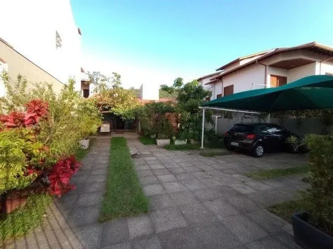 Vende-se casa Barra da Lagoa com escritura pública.