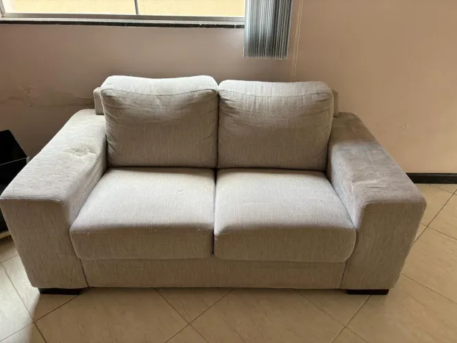Sofá 2 lugares
