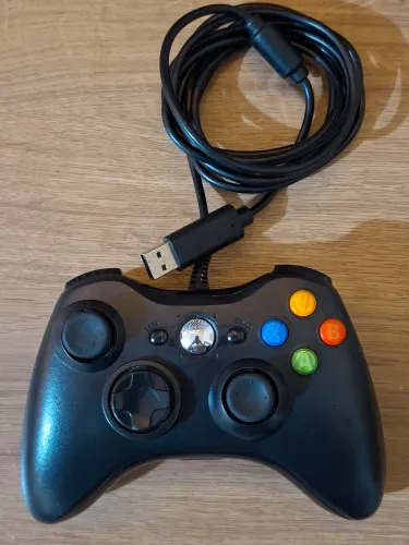Controle XBOX 360 com fio