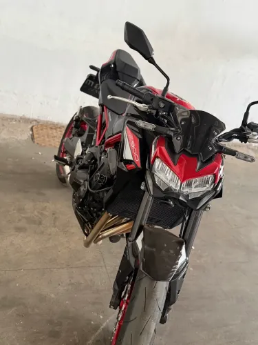 KAWASAKI Z 900 ÚNICO DONO
