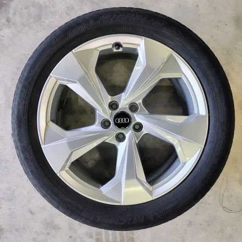 Jogo de Rodas Original Audi Q5 R20 + Pneus Michelin Latitude Sport 3 - 255/45 R20