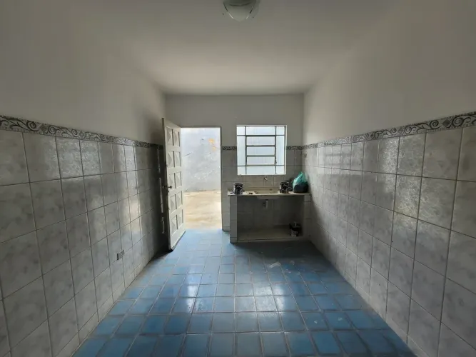 CASA DE 2 CÔMODOS PARA LOCAÇÃO (VILA ALPINA).