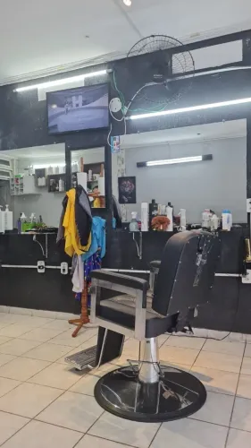 "A domicílio" cabelo e barba