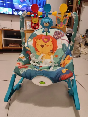 Cadeira de descanso e Balanço de Bebê Musical Maxi Baby