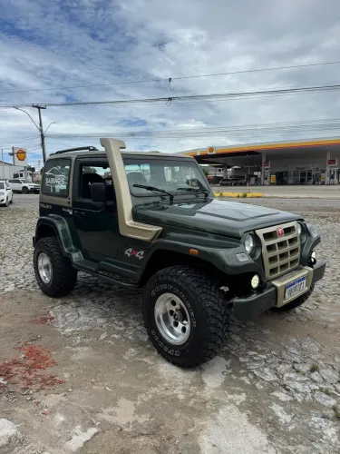 Troller T-4 4X4 3.0 TB Int. Cap. Rígida Diesel 2010