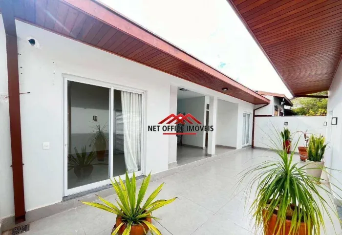 Casa com 5 dormitórios, 220 m² - venda por R$ 1.790.000,00 ou aluguel por R$ 11.190,00/mês
