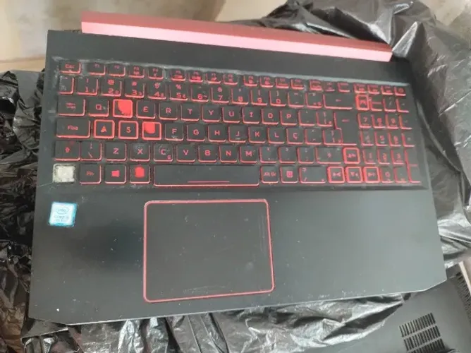 Acer Nitro carcaça