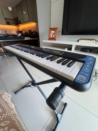 Teclado NUNCA USADO Casio Casiotone LK-S250