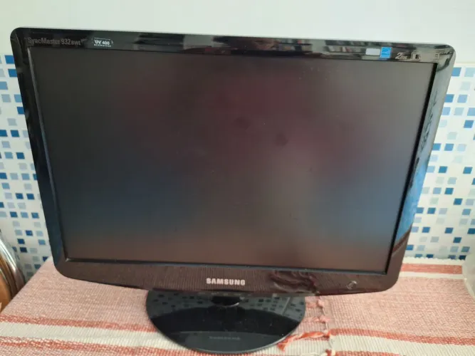 Monitor Samsung com defeito