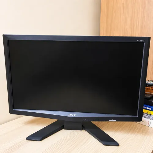 Monitor Acer X183HV - Entrada VGA