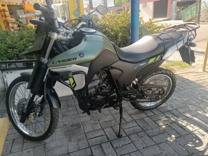 2 Lander Nova 