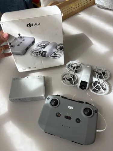 Drone DJI Neo Fly More Combo