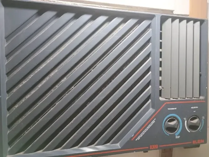 Ar condicionado Elgin 8300 usado em bom estado