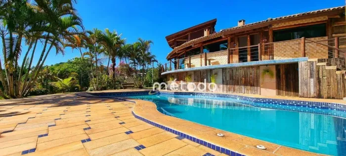 Casa com 5 quartos à venda, 560 m² por R$ 3.500.000 - Condomínio Residencial Alpes de Guar