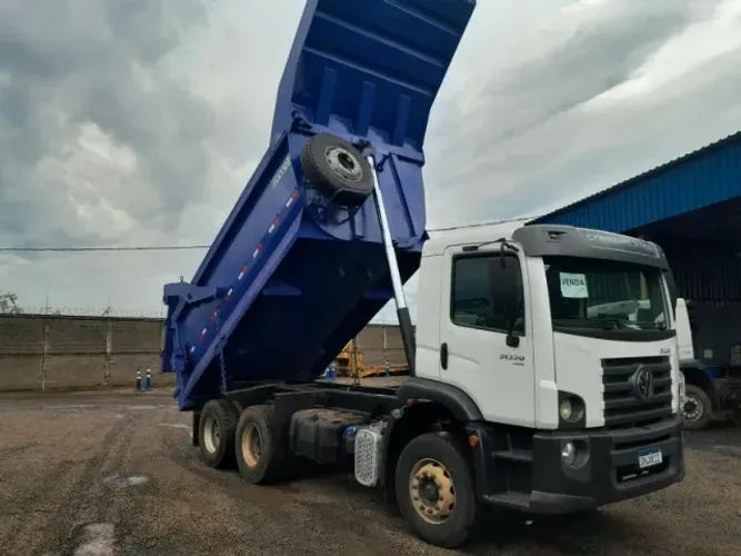 VW 31.330 6x4 + Caçamba Ramah 16m³