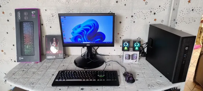 Computador i3 - quarta geração - SSD 240gb +HD 500gb, 8gb ram - Tela 19 polegadas