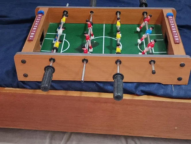 Vendo totó(pimbolim) de brinquedo 55 reais usado 