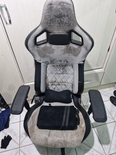 Cadeira gamer corsair