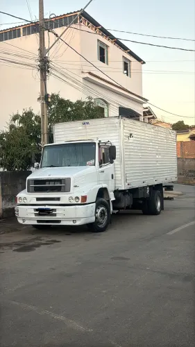 Mercedes benz L1318 reduzido