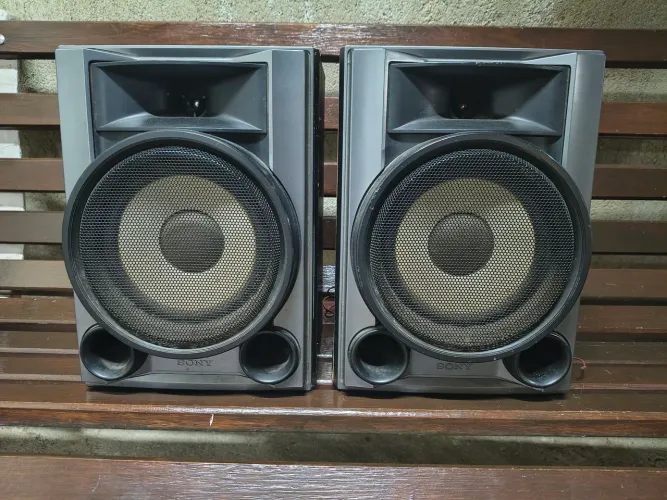 Caixas de som Sony SS-EC68