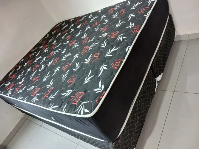 Cama box Queen