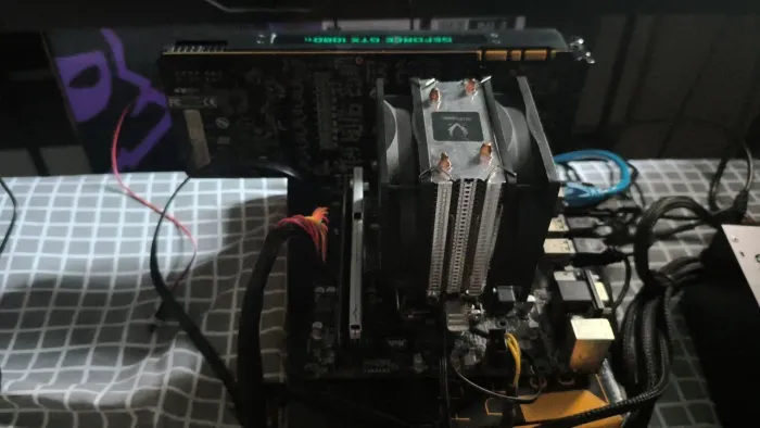VENDO/TROCO GTX 1080 TI