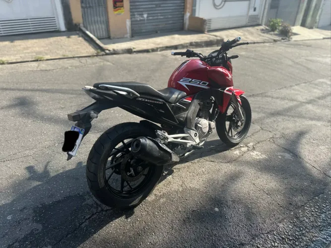 CB twister 250