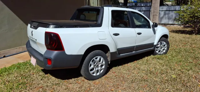 Renault Duster Oroch Exp. 1.6 Hi-flex 16V Mec. 2018