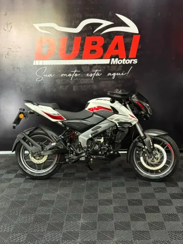 Bajaj DOMINAR 160