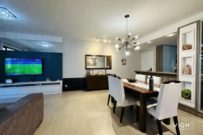 Apartamento Amplo com 120m², 3 Dormitórios e 2 Suítes no Estreito