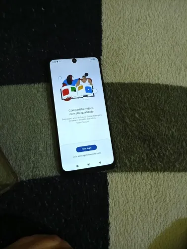 Celular pocoF4 