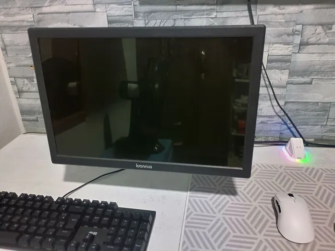 Monitor 19" VA - 1440×900 + HDMI + Cabos