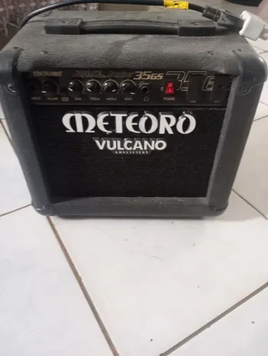 Amplificador de guitarra meteoro vulcano