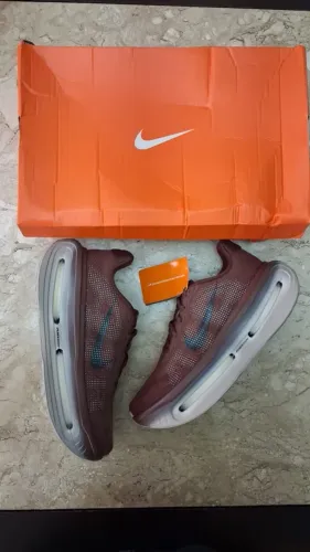 Nike Vomero Premium Burgundy