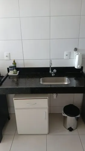 Bancada de granito com cuba de inox