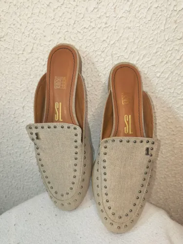 Mule 37