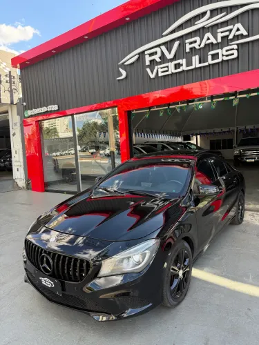 Mercedes-Benz CLA-200 First Edition 1.6 TB 16V Aut. 2014
