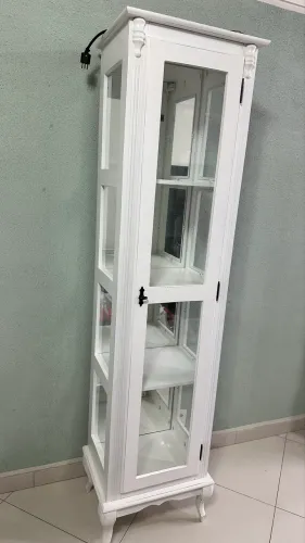Cristaleira retrô estado de Novo