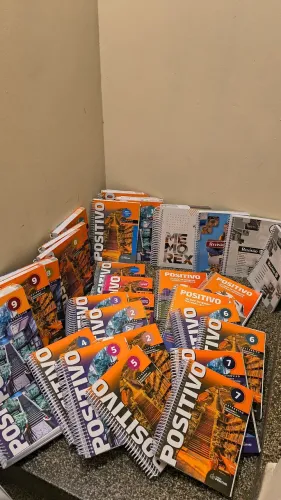 Livros - Terceirão do Positivo 