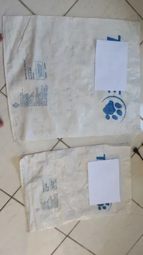 Sacos para entulhos (usados) médio.