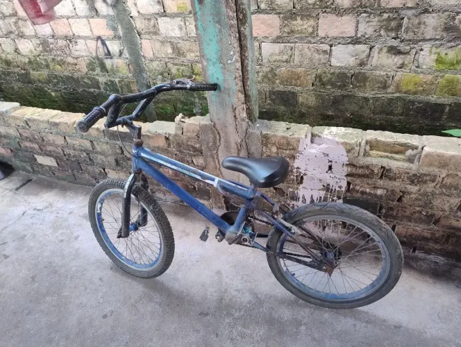Vendo uma bicicleta infantil
