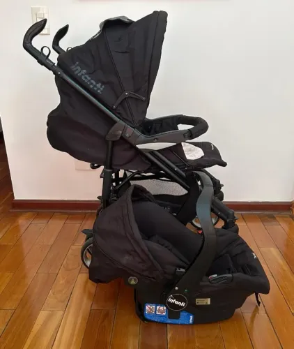 Carrinho para bebês.