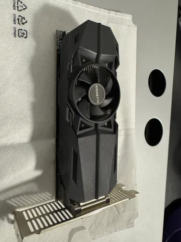 Placa video gigabyte GeForce® GTX 1050 Ti OC Low Profile 4G