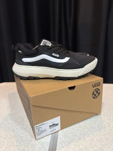 Tênis Vans - Mte Crosspath - Black/White - 41 - Novo Original 
