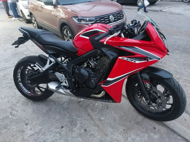 HONDA CBR 650F 2018