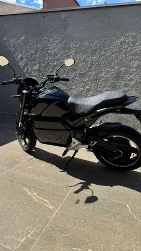 W160s Watts , ano 2023/2023, preto