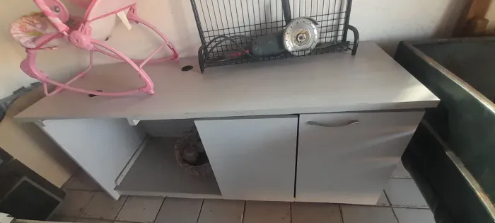 Vendo balcão grande em boas condições 